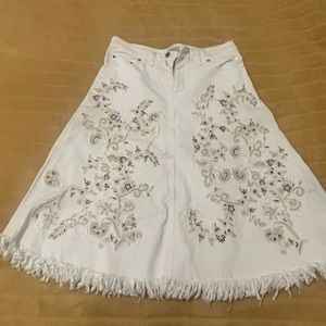 A White skirt